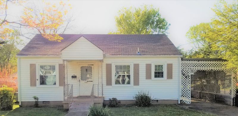 1627 Kenneth Ave, Murfreesboro, TN 37129