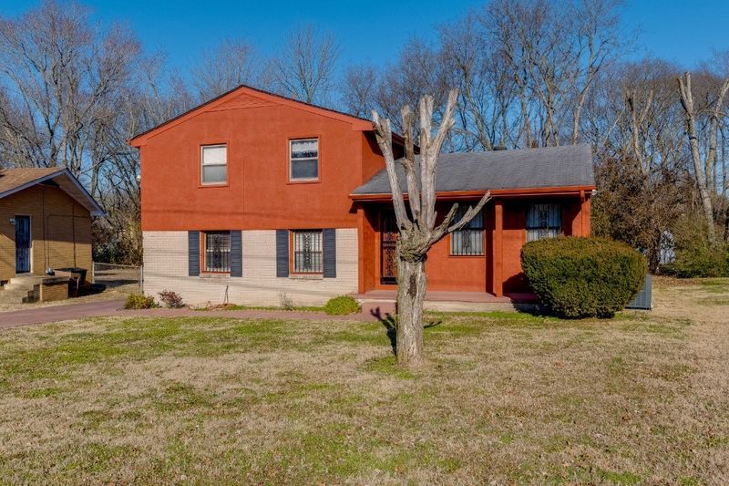 3812 Atwell Dr, Nashville, TN 37207