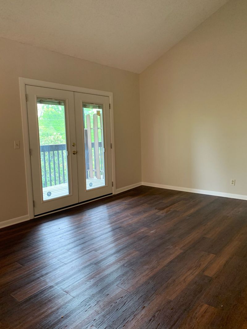 205 Summit Ridge Dr, Nashville, TN 37215