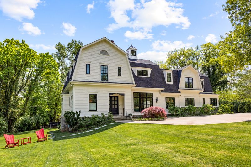 2421 Bear Rd, Nashville, TN 37215