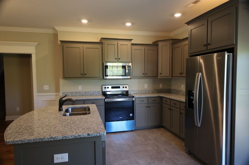 5319 Honeybee Dr, Murfreesboro, TN 37129