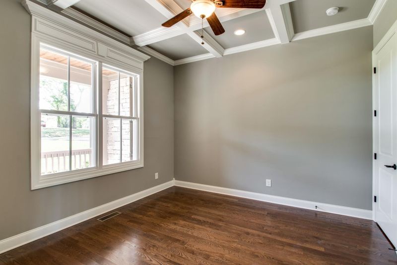 4004 Blackbird Ct, Spring Hill, TN 37174