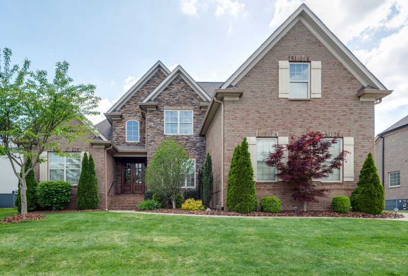 2003 Brisbane Dr, Spring Hill, TN 37174