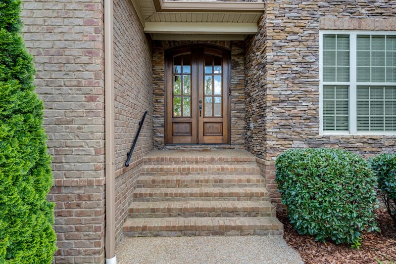 2003 Brisbane Dr, Spring Hill, TN 37174