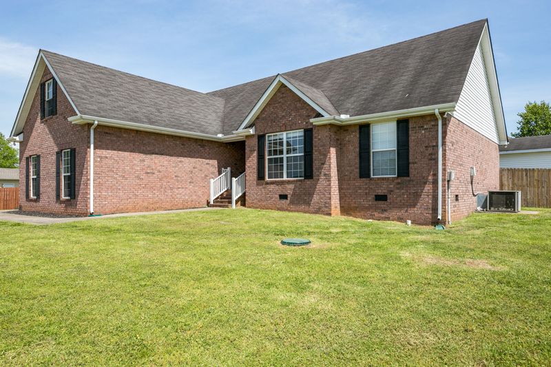 113 Falling Branch Ct, Murfreesboro, TN 37129