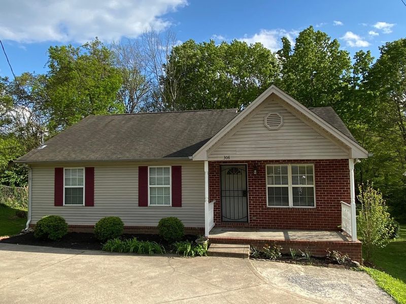306 Flora Maxwell Rd, Nashville, TN 37211