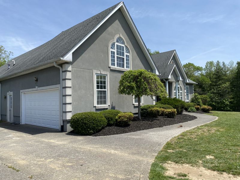 4316 Old Coopertown Rd, Springfield, TN 37172