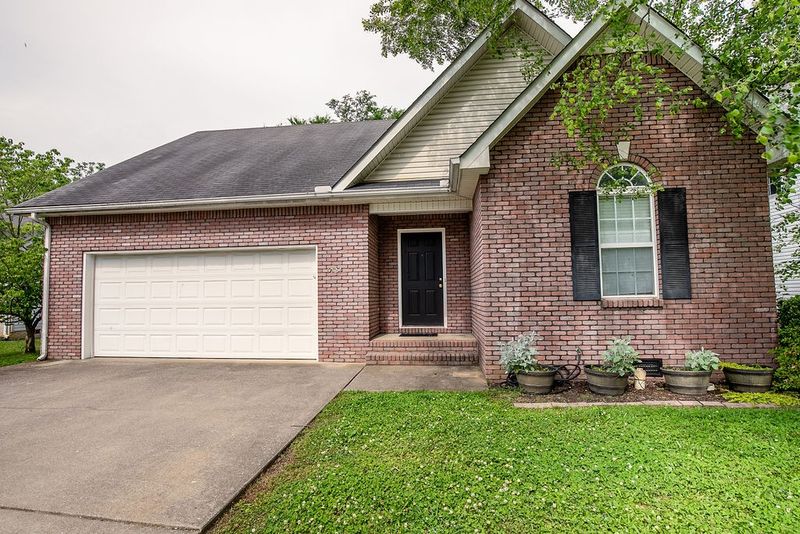 1721 North Cv, Murfreesboro, TN 37129