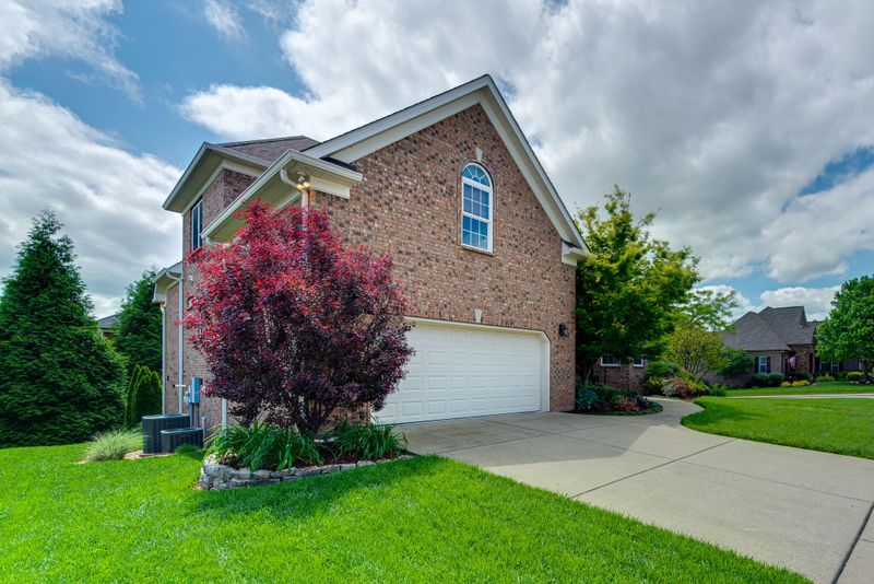 1027 Red Pepper Rdg, Spring Hill, TN 37174