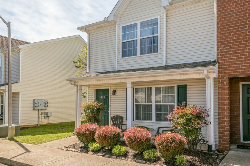 421 Shoshone Pl, Murfreesboro, TN 37128
