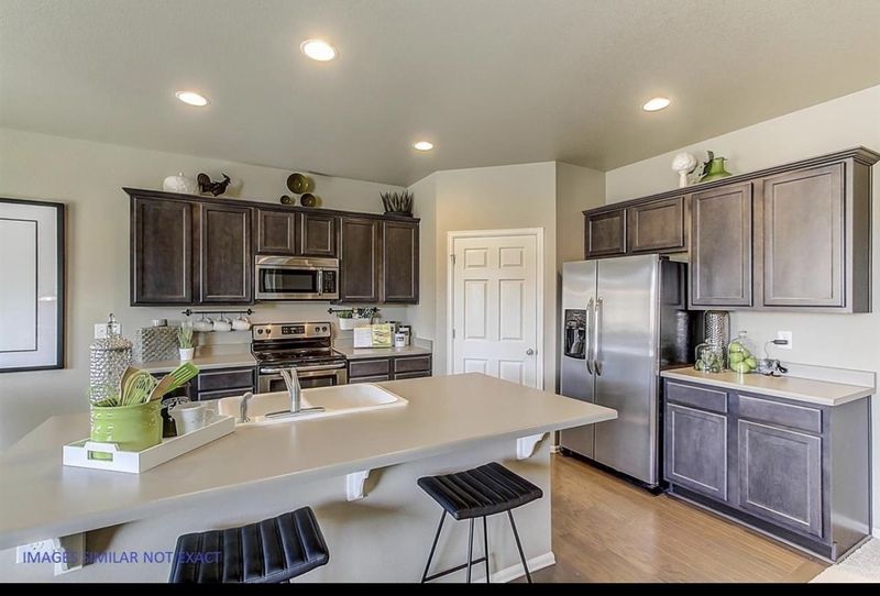 2035 Tate Farm Ln, White House, TN 37188