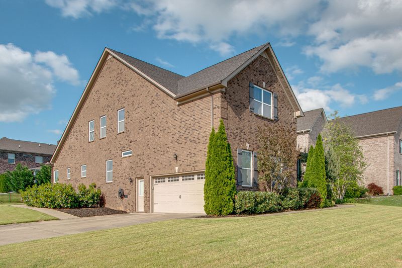 4001 Gari Baldi Ct, Spring Hill, TN 37174
