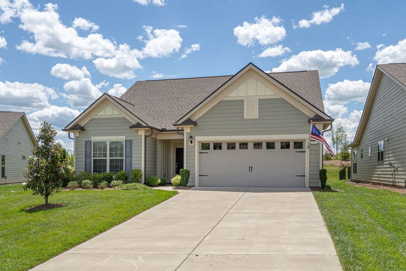 712 Clay Ct, Spring Hill, TN 37174