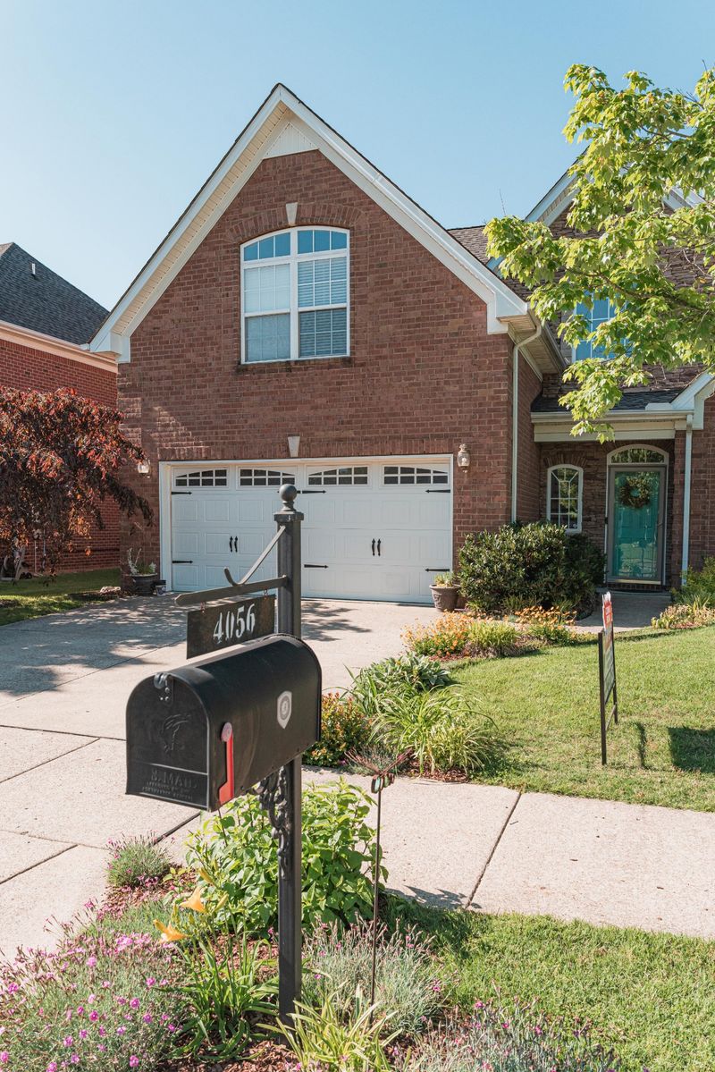 4056 Locerbie Cir, Spring Hill, TN 37174