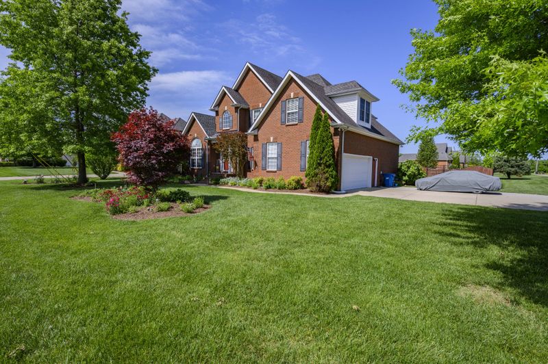 1317 Harvest Grove Blvd, Murfreesboro, TN 37129