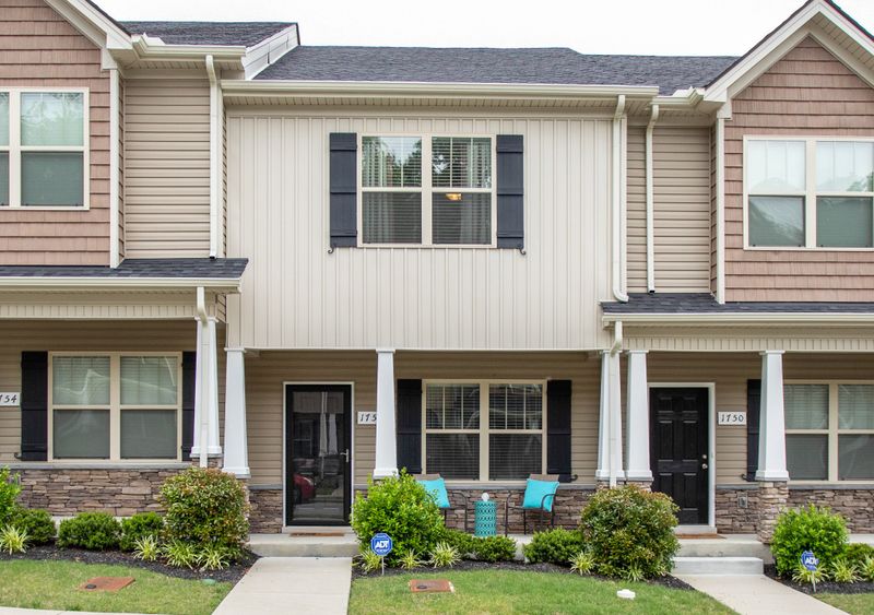 1752 Sprucedale Dr, Antioch, TN 37013