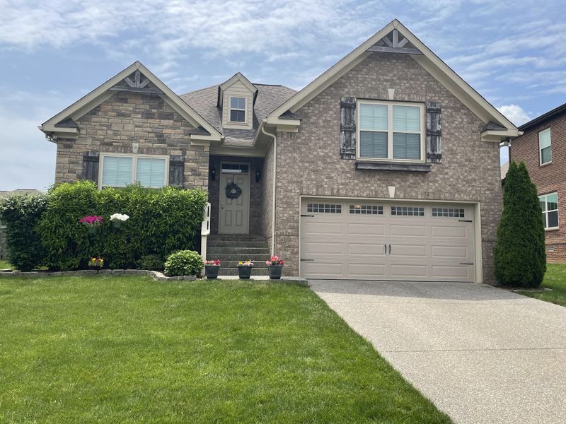 5018 Speight St, Spring Hill, TN 37174