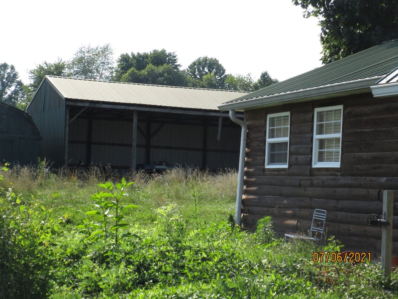 1631 Rock Bridge Rd, Bethpage, TN 37022