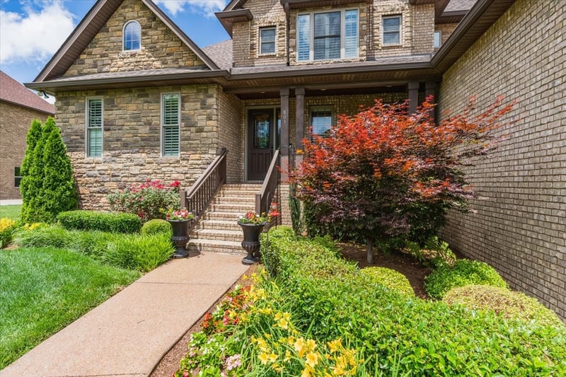 805 Azura Lndg, Old Hickory, TN 37138