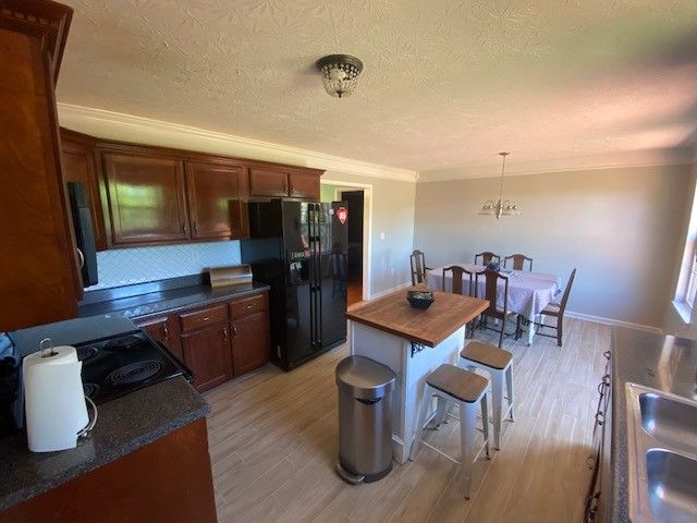 1881 Highway 49 E, Charlotte, TN 37036
