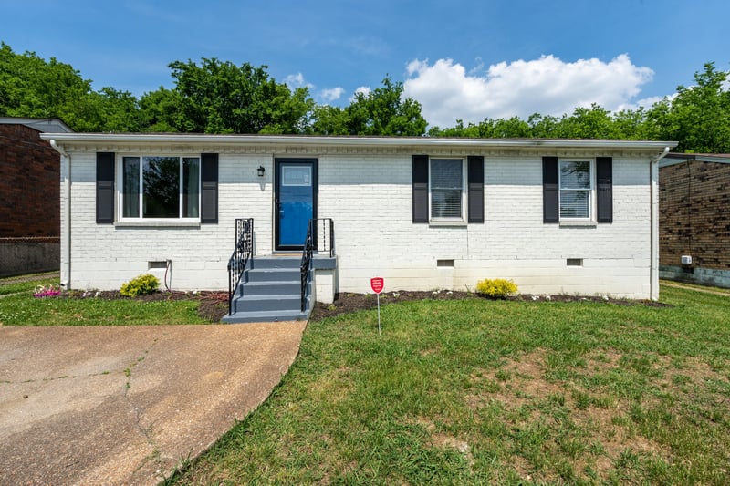 3336 Hospital Ln, Nashville, TN 37218