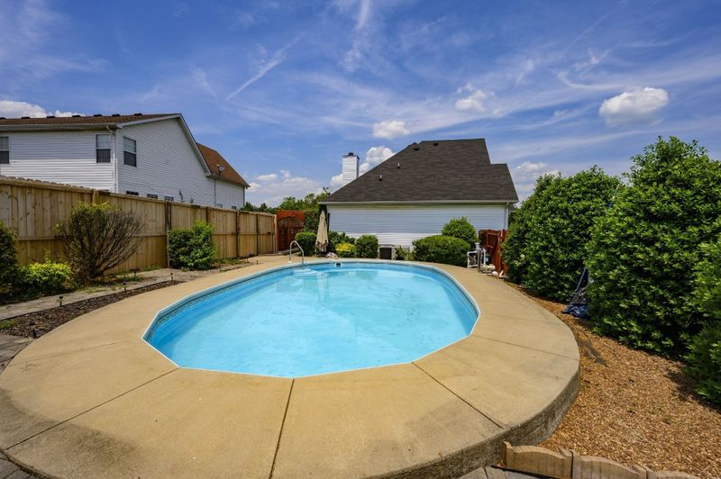 3419 Westbrook Dr, Murfreesboro, TN 37130