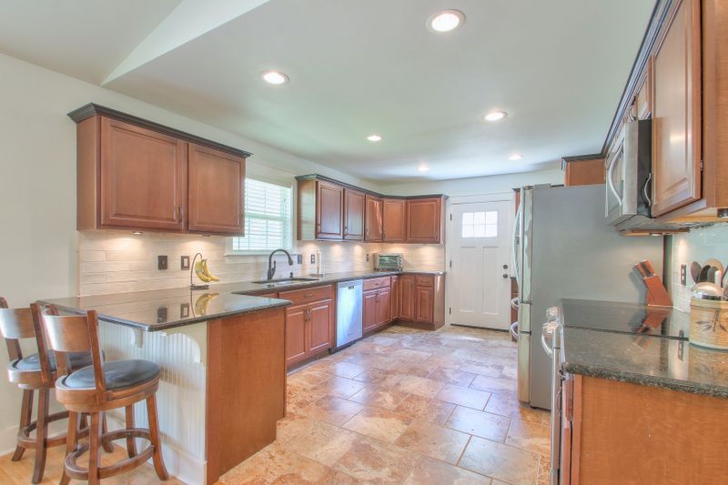 609 Eastview Cir, Franklin, TN 37064