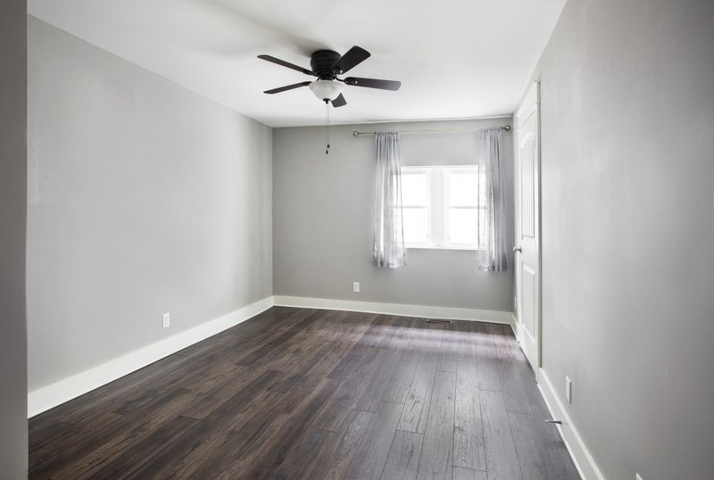 2103 14th Ave N, Nashville, TN 37208