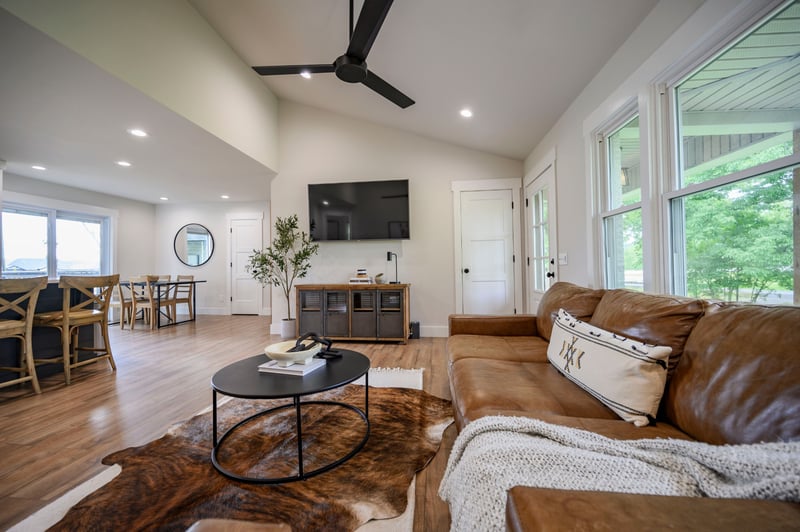 3674 W Trimble Rd, Milton, TN 37118