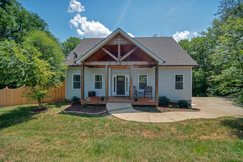 2800 Ennis Rd, Nashville, TN 37210