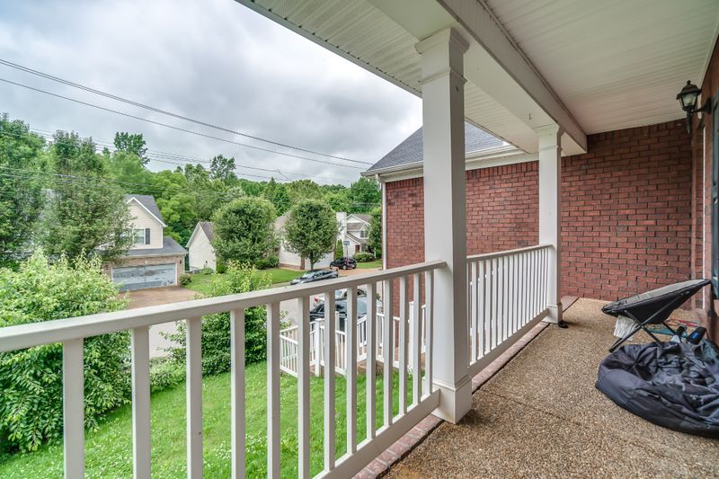 1644 Bridgecrest Dr, Antioch, TN 37013