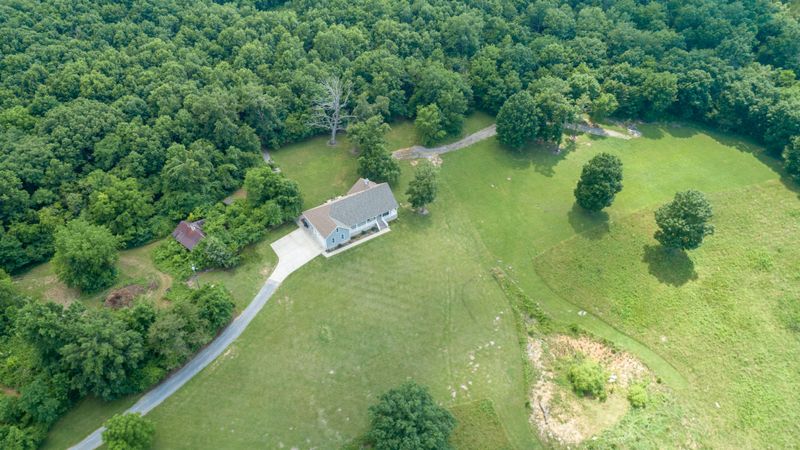 9224 Arnold Rd, Christiana, TN 37037