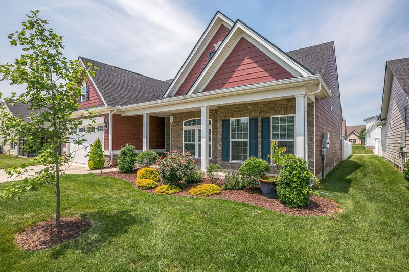 2828 Kellner Dr, Murfreesboro, TN 37128