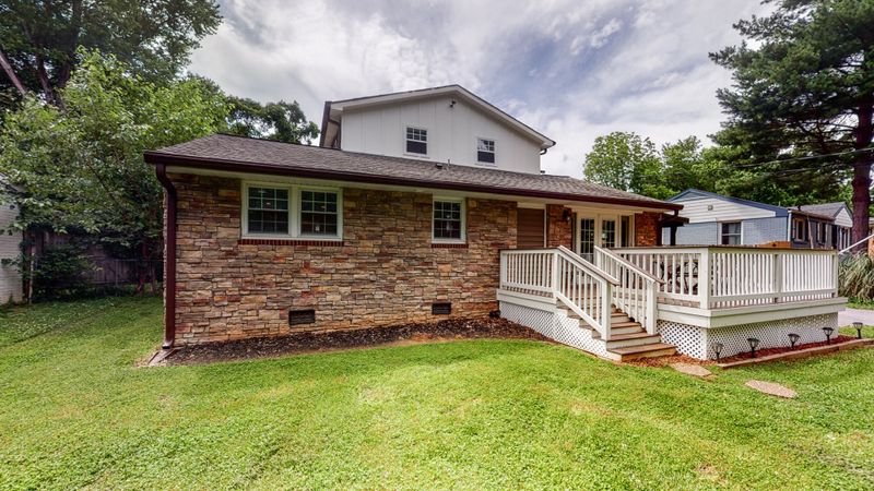 954 Colfax Dr E, Nashville, TN 37214