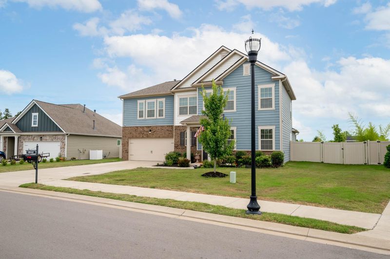 6552 Tulip Tree Dr, Murfreesboro, TN 37128