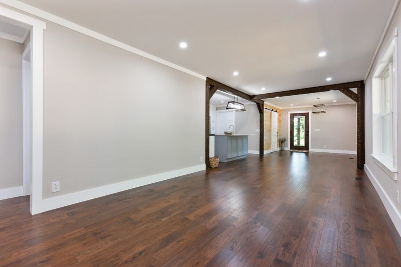 104 N Commerce St, Adams, TN 37010
