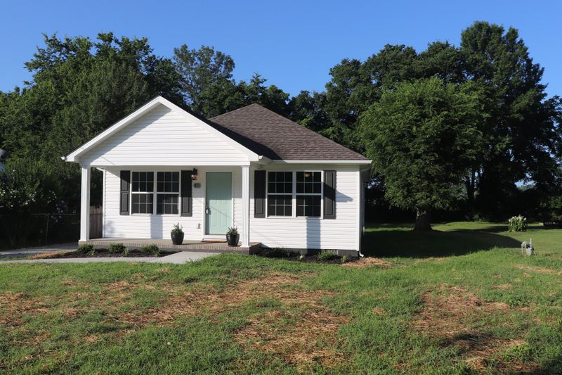 411 Adams Ave, Mount Pleasant, TN 38474