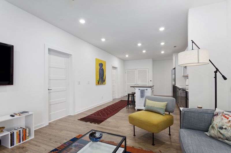 1402 Pillow St #202, Nashville, TN 37203