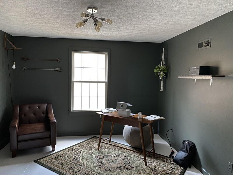 1205 Smiley Troutt Rd, Bethpage, TN 37022