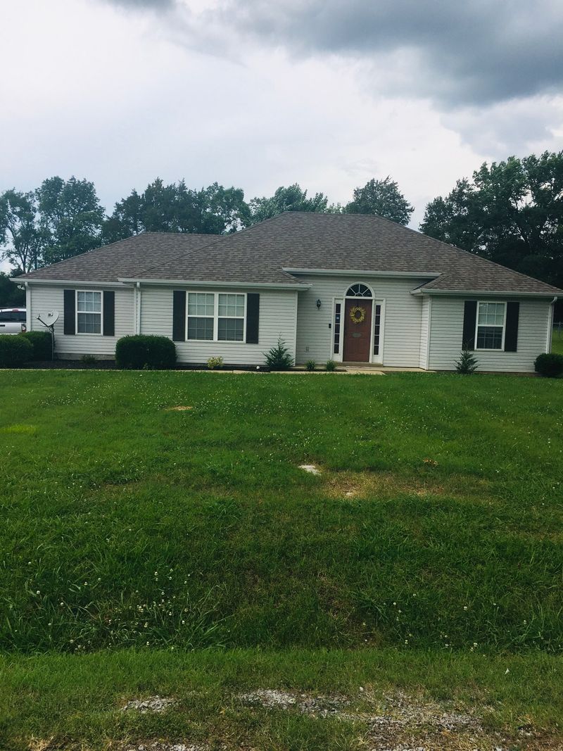 306 Royal Garden Dr, Murfreesboro, TN 37130