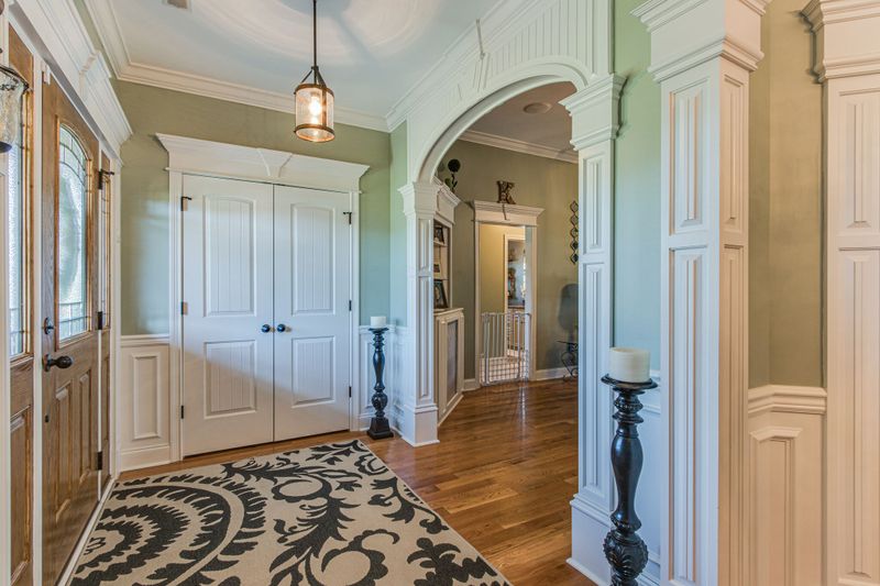 3212 Robinwood Dr, Murfreesboro, TN 37128