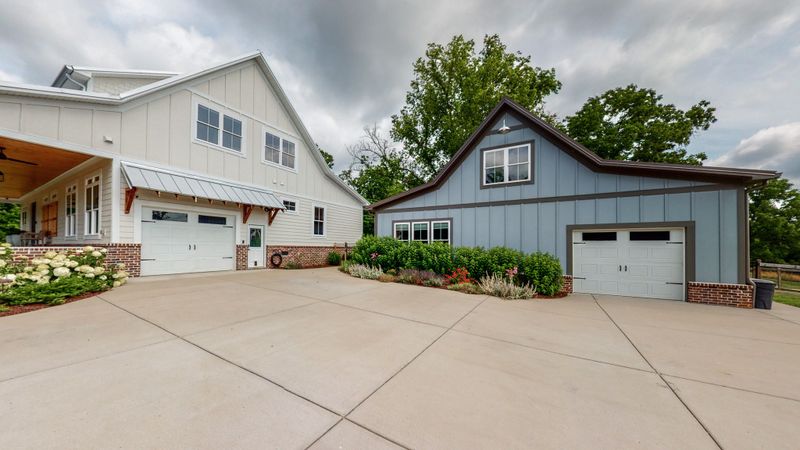5530 Baker Rd, Murfreesboro, TN 37129