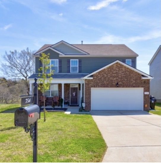 754 Prominence Rd, Columbia, TN 38401