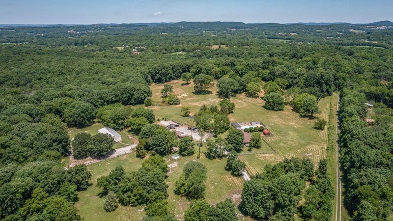 933 Hickory Hills Dr, Franklin, TN 37067