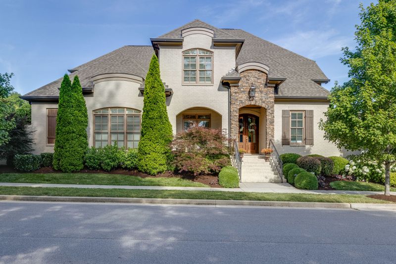 608 Mccain Dr, Franklin, TN 37064