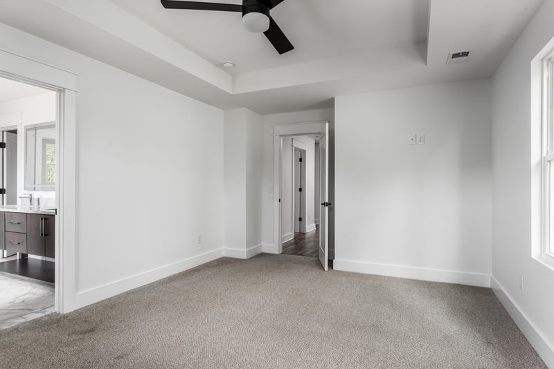 218 Richardson Ave, Murfreesboro, TN 37130