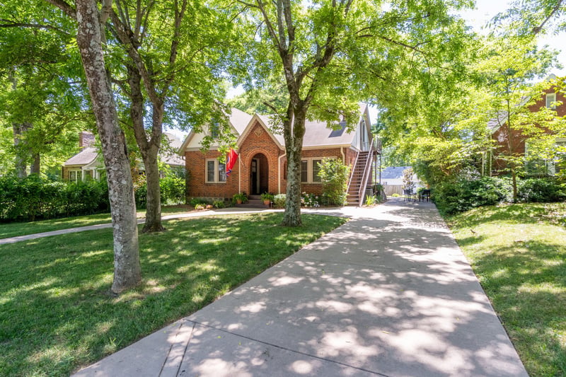 1802 Natchez Trce, Nashville, TN 37212