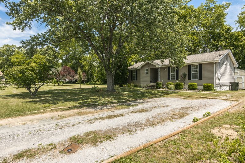 335 Blade St, Gallatin, TN 37066