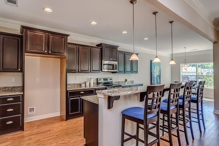 2325 Stonecenter Ln, Murfreesboro, TN 37128