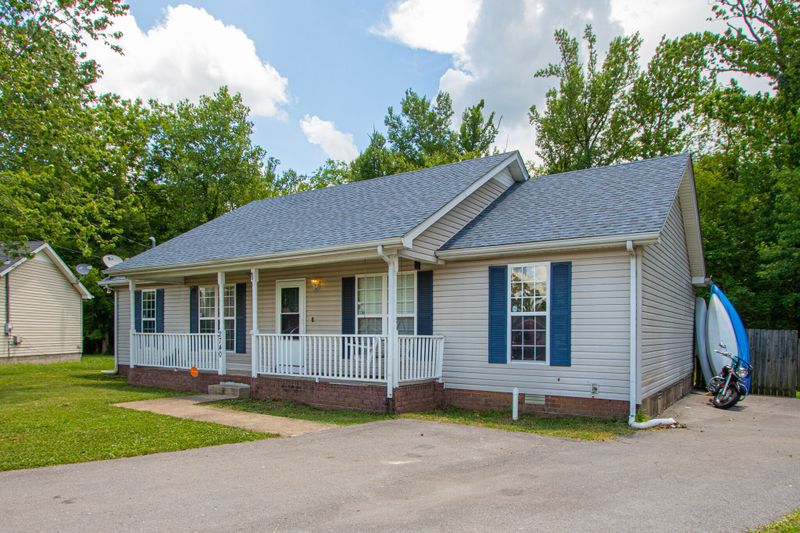 2740 Calais Ct, Murfreesboro, TN 37127